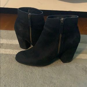 Black heeled booties